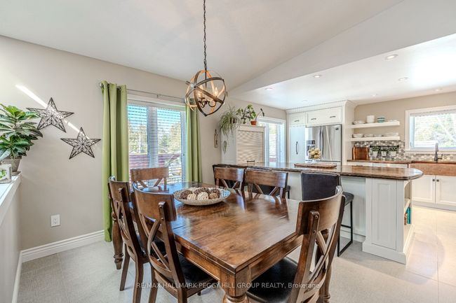 99 King Rd, House other with 3 bedrooms, 3 bathrooms and 10 parking in Tay ON | Image 9