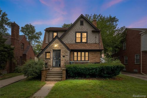 15064 Piedmont St, Detroit, MI, 48223-2245 | Card Image