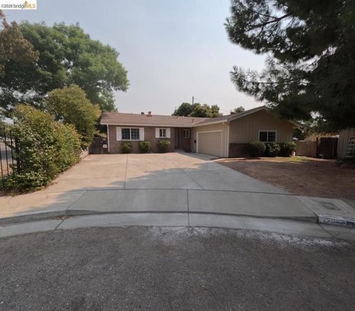 1280 Dodd Ct, Merced, CA, 95341-5230 | Card Image