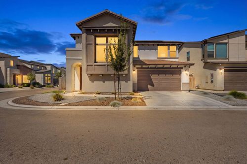 3432 W Good Ave, Visalia, CA, 93277-5042 | Card Image