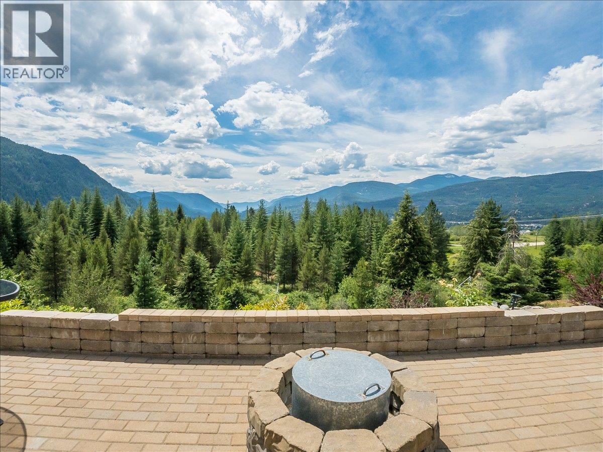 Residential in Castlegar 4