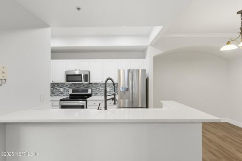 103-10075 Gate Pkwy N, Jacksonville, FL, 32246 | Card Image