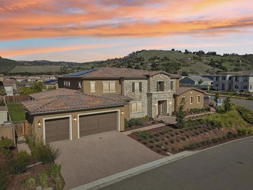 18205 Via Potano, Morgan Hill, CA, 95037-8511 | Card Image