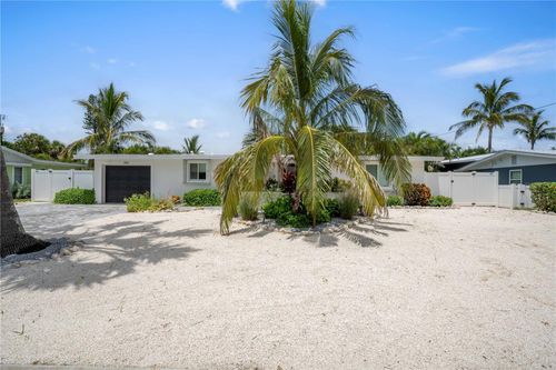 306 66th St, HOLMES BEACH, FL, 34217-1310 | Card Image
