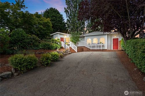 30225 5th Avenue S, Federal Way, WA, 98003 | Card Image