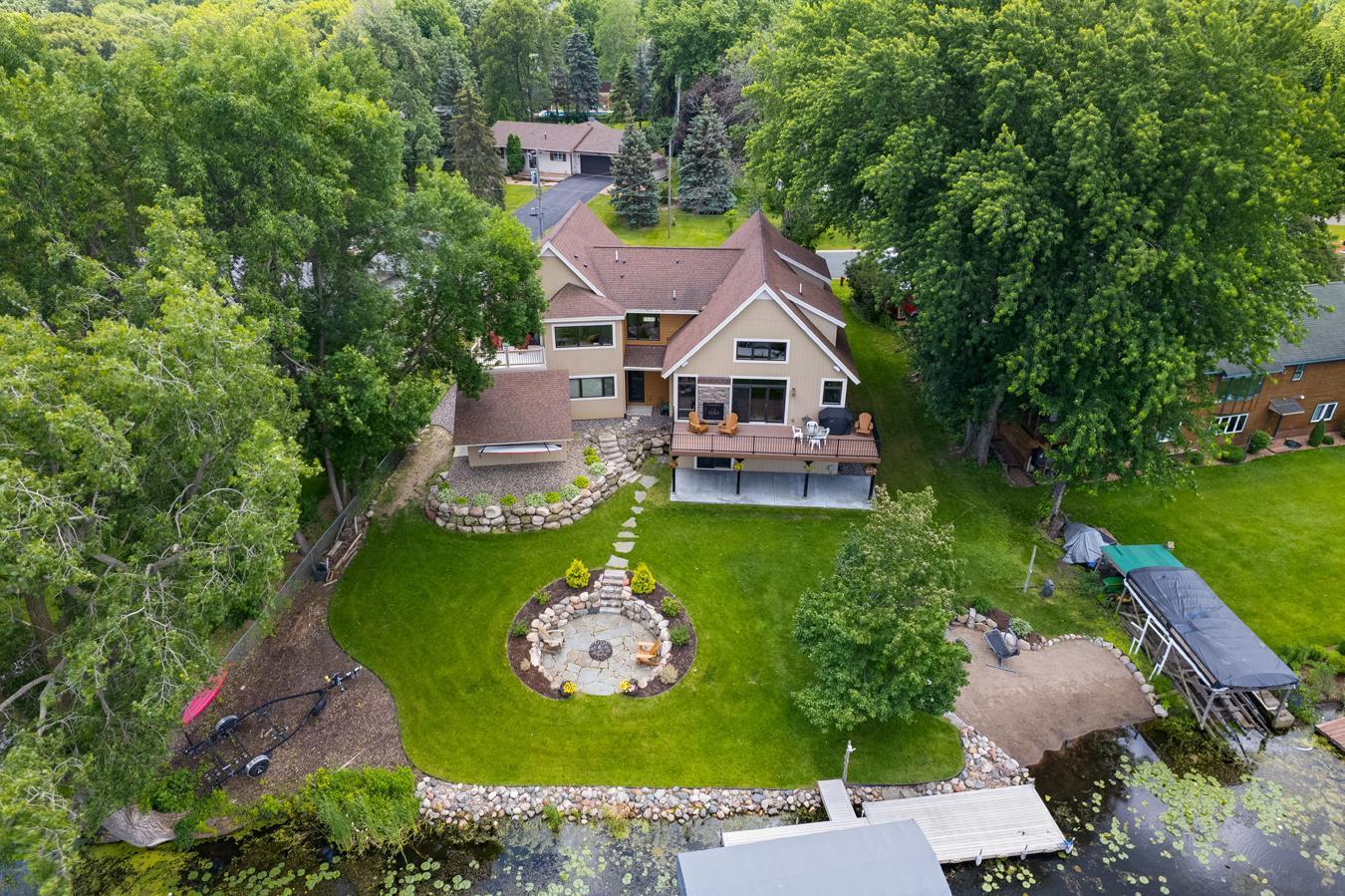 Shadyview Ln, Maple Grove, MN 55311