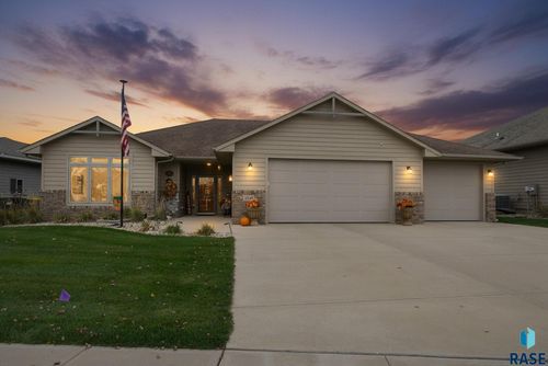 4213 S Orchid Ave Avenue, Sioux Falls, SD, 57110 | Card Image