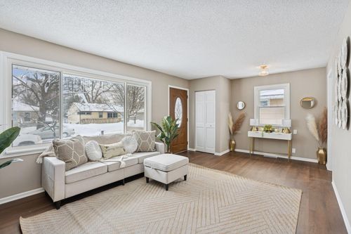 4949 Welcome Ave N, Crystal, MN, 55429-3520 | Card Image