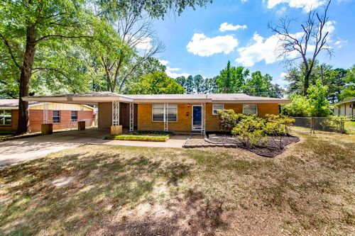 1311 Lee St, Jacksonville, AR, 72076-3028 | Card Image