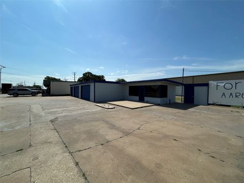 6200 E Rosedale St, Fort Worth, TX, 76112-7816 | Card Image