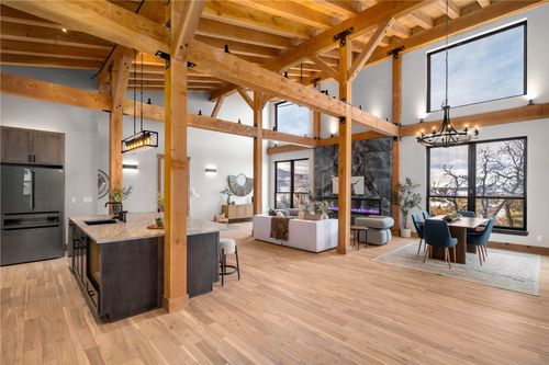 1-200 Sundance Ct, Steamboat Springs, CO, 80487-3058 | Card Image