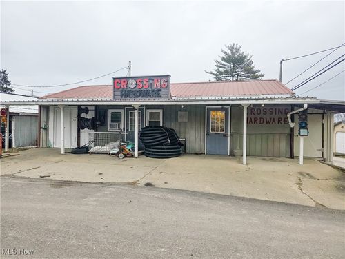 218 E Muskingum St, Freeport, OH, 43973-8948 | Card Image