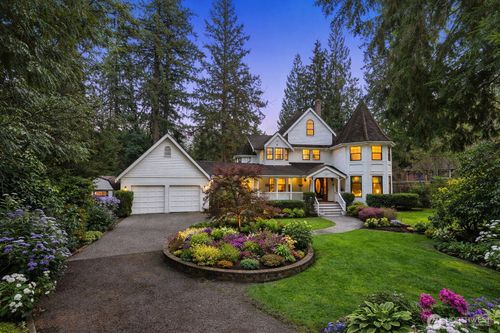 19524 230th Avenue Ne, Woodinville, WA, 98077 | Card Image