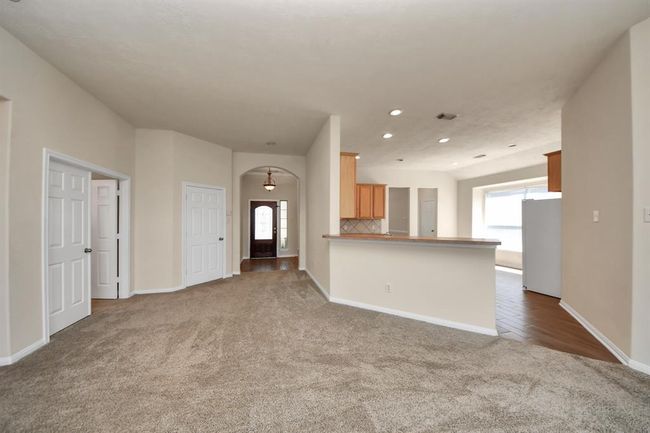 Living Area | Image 10