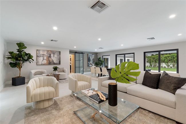 17701 Sw 87 Th Ave, House other with 5 bedrooms, 4 bathrooms and null parking in Palmetto Bay FL | Image 6