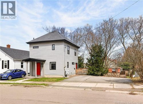 159 North St, Moncton, NB, E1C5X9 | Card Image