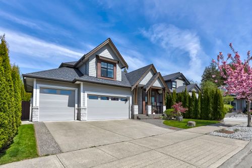 24761 101b Avenue, Maple Ridge, BC, V2W0A1 | Card Image