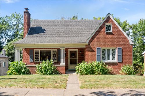 212 Avenue L, Pittsburgh, PA, 15221-4230 | Card Image