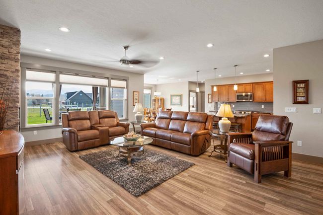 5114 N Oakland Rd, House other with 3 bedrooms, 3 bathrooms and null parking in Otis Orchards WA | Image 11