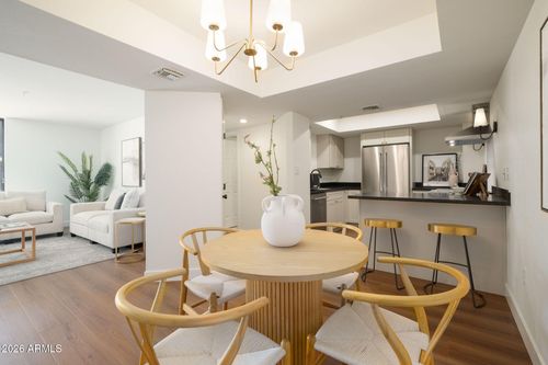 228-4200 N Miller Rd, Scottsdale, AZ, 85251-3624 | Card Image