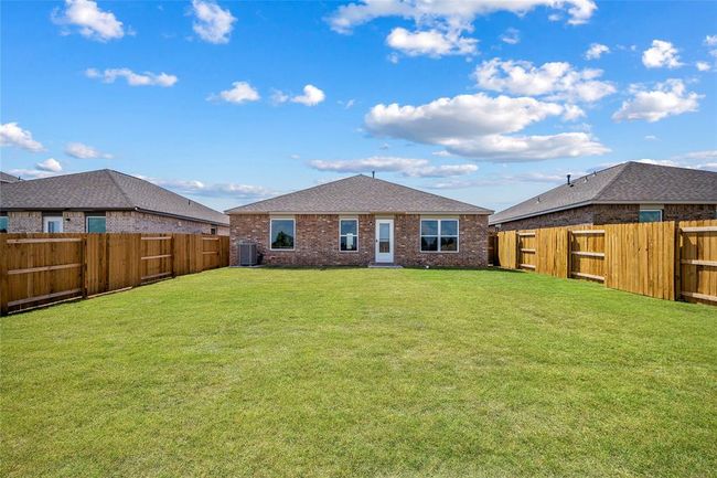 Another full sized bathroom means there's no more fighting over the bathroom in the morning! | Image 8