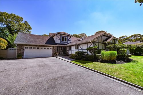 15 Weatherstone Way, Smithtown, NY, 11787-2244 | Card Image