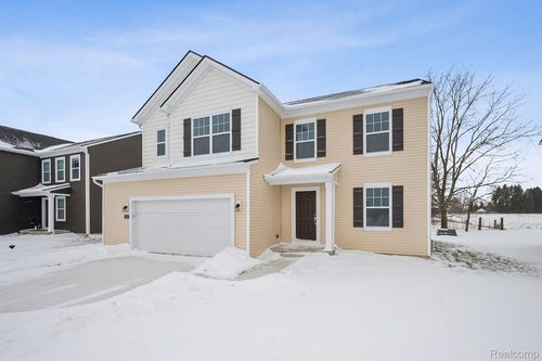 660 Countryside Dr, Chelsea, MI, 48118-1587 | Card Image