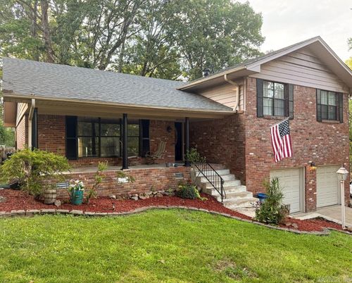 22 Nob View Cir, Little Rock, AR, 72205-2448 | Card Image