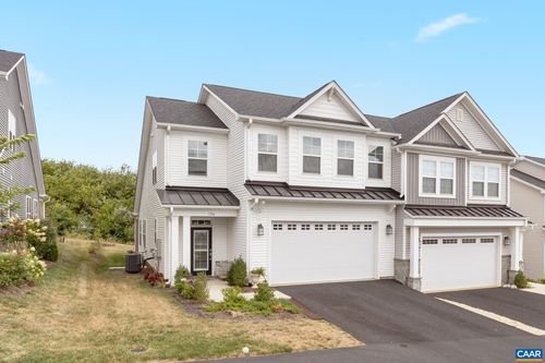 136 Ridgeline Dr, WAYNESBORO, VA, 22980-3257 | Card Image