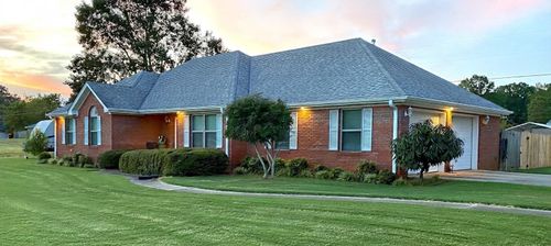211 Congress St, Muscle Shoals, AL, 35661-1305 | Card Image