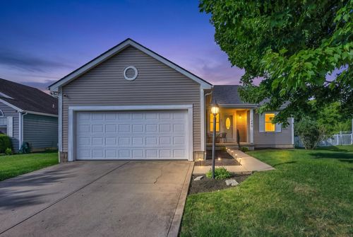 240 Pruden Dr, Pickerington, OH, 43147-2231 | Card Image