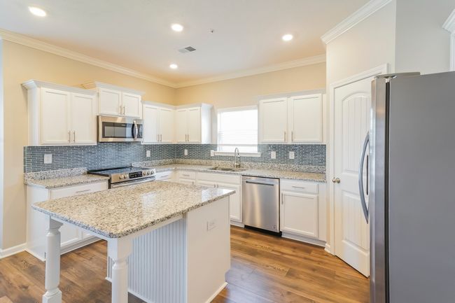 308 Edgefield Ct, House other with 3 bedrooms, 3 bathrooms and 2 parking in Pleasant View TN | Image 6