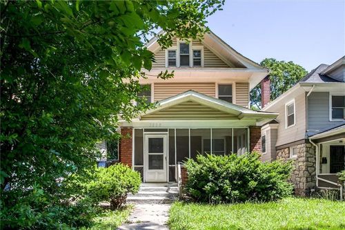 3222 E 28th St, Kansas City, MO, 64128-1201 | Card Image