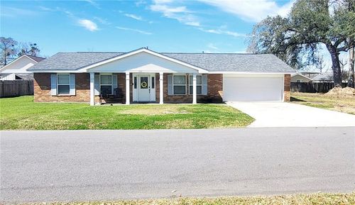 324 River Oaks Dr, Luling, LA, 70070-2142 | Card Image
