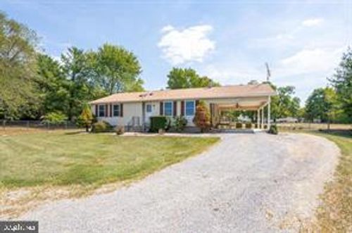 25 S Berlin Pike, Lovettsville, VA, 20180-8502 | Card Image