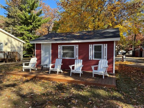 7099 Jose Lake Rd, South Branch, MI, 48761-9614 | Card Image