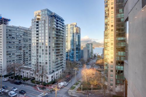 601-738 Broughton St, Vancouver, BC, V6G3A7 | Card Image