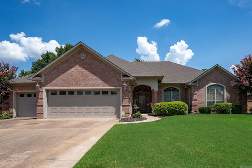 1130 Clarence Dr, Conway, AR, 72034-5584 | Card Image