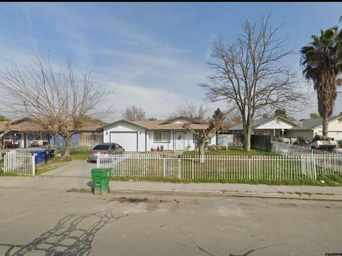 2220 North Ave, Corcoran, CA, 93212-1634 | Card Image
