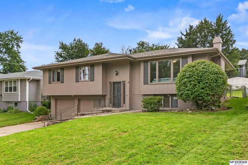 5305 Hascall St, Omaha, NE, 68106-3819 | Card Image