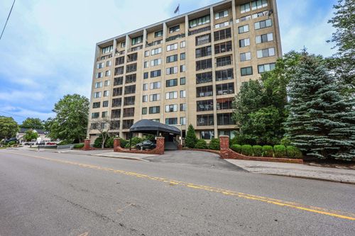 apt-1f-55 River Rd, Manchester, NH, 03104-2920 | Card Image