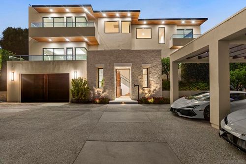 6349 Castejon Dr, La Jolla, CA, 92037-6933 | Card Image