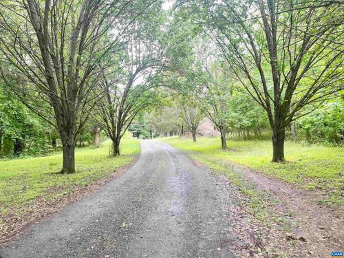 5878A Buffalo River Rd, EARLYSVILLE, VA, 22936-1703 | Card Image