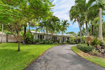 8330 Sw 148th Dr, House other with 4 bedrooms, 3 bathrooms and null parking in Palmetto Bay FL | Image 1