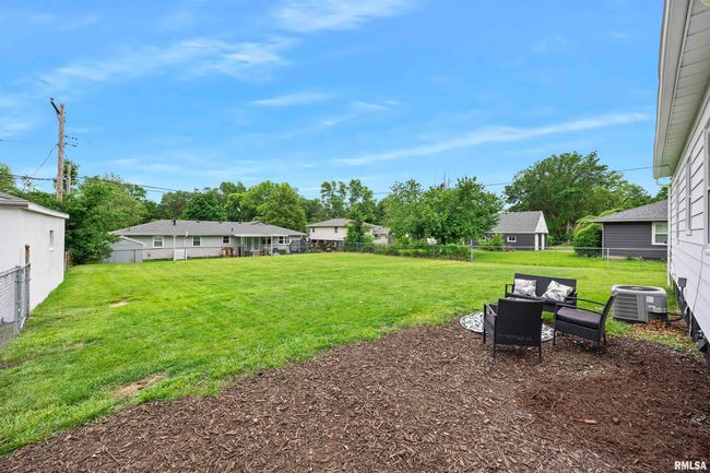 1900 Airport Rd, House other with 4 bedrooms, 2 bathrooms and null parking in Peoria IL | Image 36