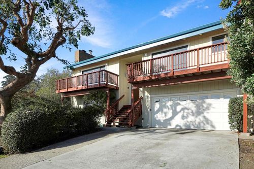 801 Buena Vista St, Moss Beach, CA, 94038-9718 | Card Image
