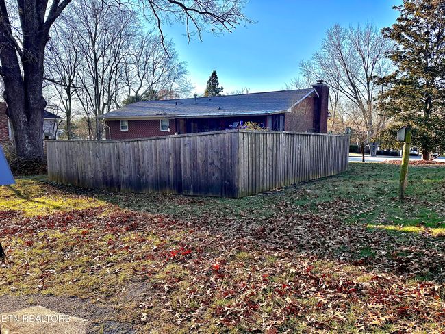 827 Goddard St, House other with 4 bedrooms, 3 bathrooms and null parking in Alcoa TN | Image 39