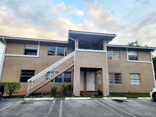 16-d-10234 Twin Lakes Dr, Coral Springs, FL, 33071-5372 | Card Image