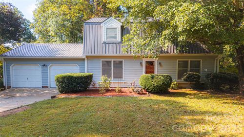 307 Maplewood Dr, Morganton, NC, 28655-9047 | Card Image