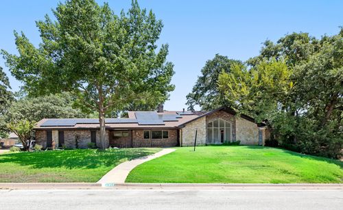 1403 Cliffwood Rd, Euless, TX, 76040-6403 | Card Image